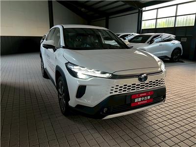 CROSS 1.8 HV