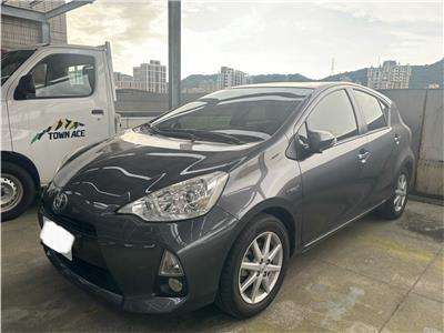 PRIUS C 1.5
