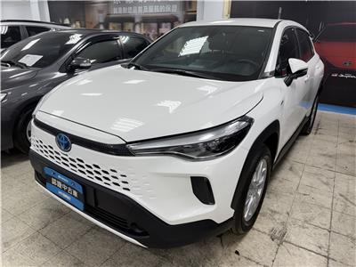 CROSS 1.8 HV
