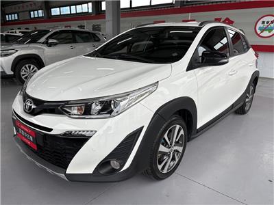 YARIS 1.5