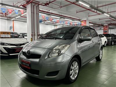 YARIS 1.5