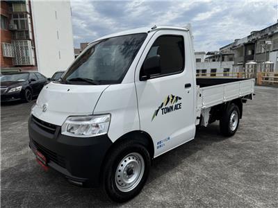 TOWN ACE 1.5