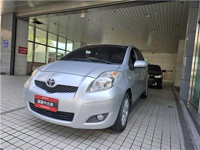 YARIS 1.5
