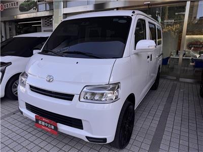 TOWN ACE VAN 5人