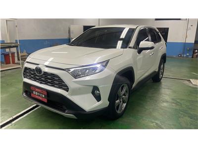 RAV4 2.0